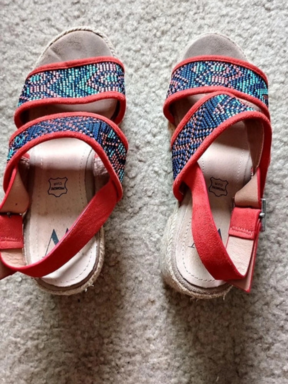 VANESSA WU Patterned Wedge Sandals Size  36